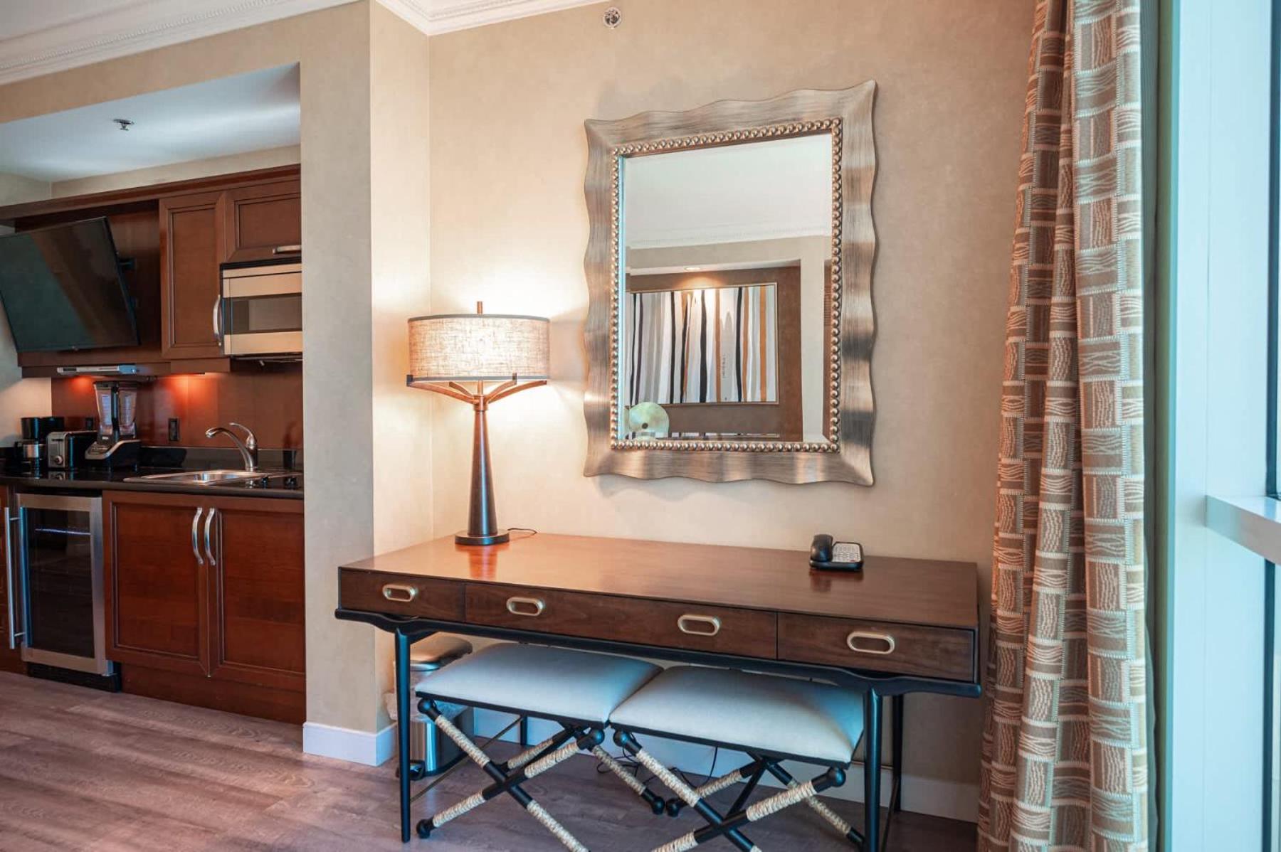 No Fee Strip View + Free Valet + Pool Сasa de vacaciones
