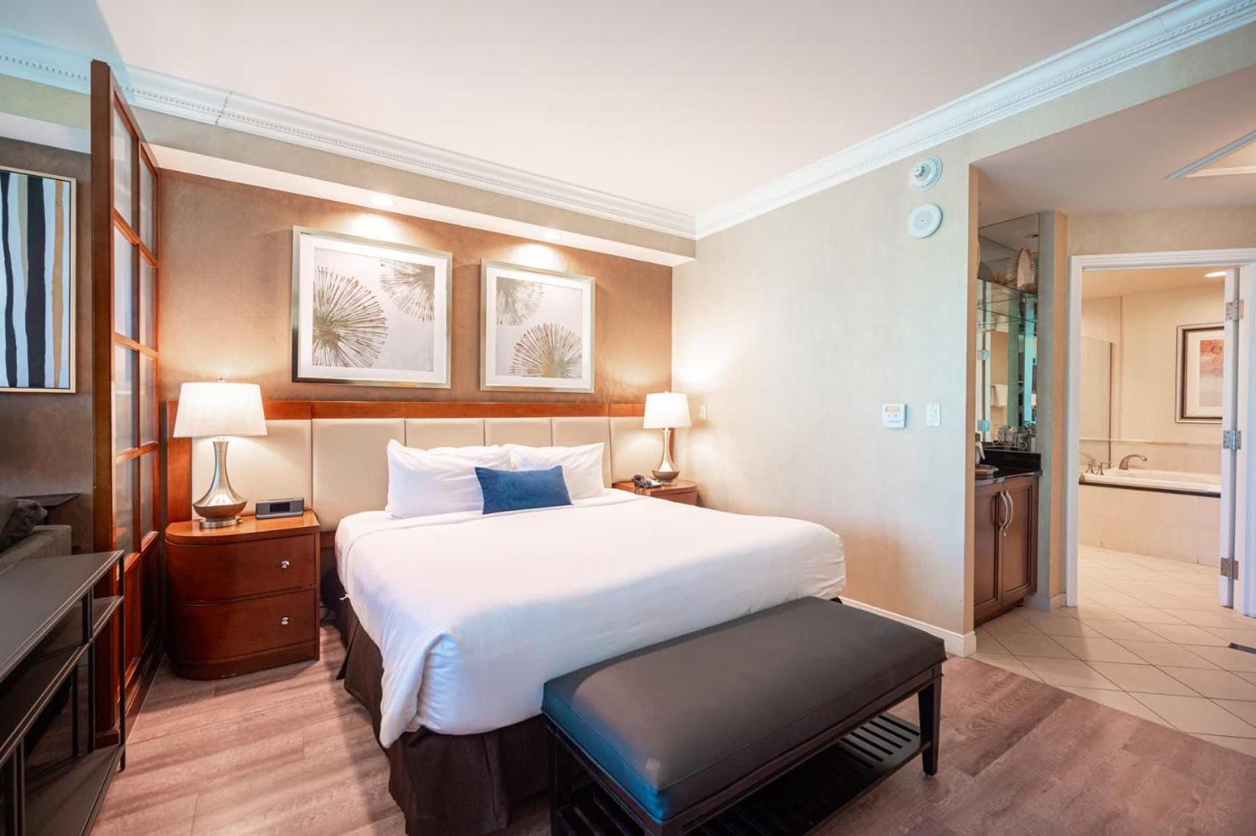 Сasa de vacaciones No Fee Strip View + Free Valet + Pool
